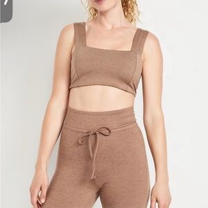 Old Navy cloudCpmfy light support sport bra